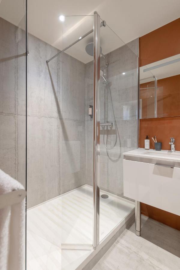 Mihotel Georges Lyon Ngoại thất bức ảnh